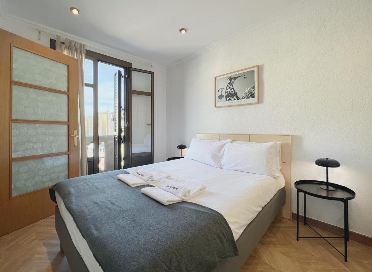 Stay U-Nique Apartments Calabria Barcelona Kültér fotó